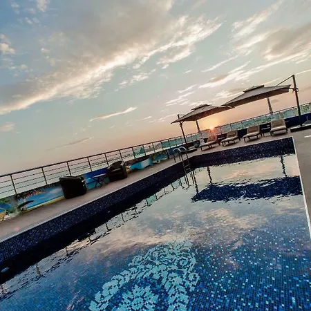 Divino Penthouse