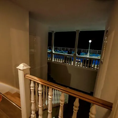 Divino Penthouse Guest house *