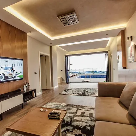 Divino Penthouse